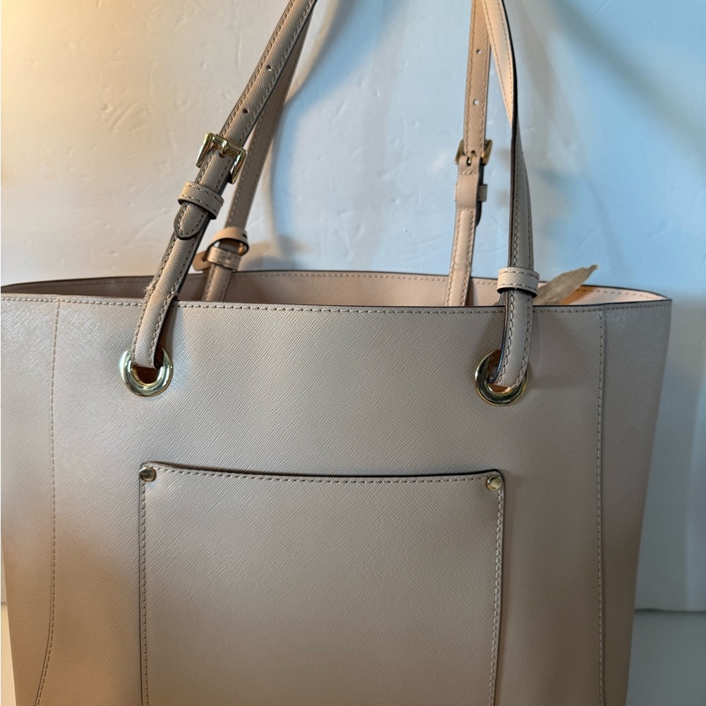 Michael Kors Welsh Saffiano Fawn tote purse Elegant Cream Bag